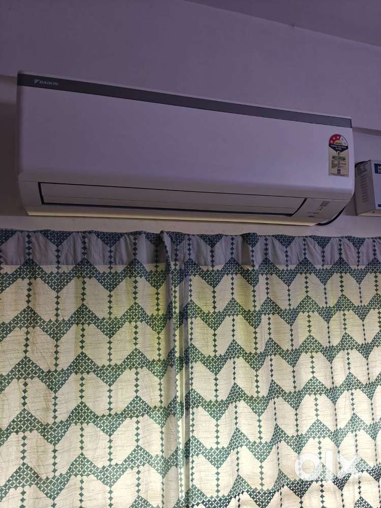Daikin AC 1 ton for sale