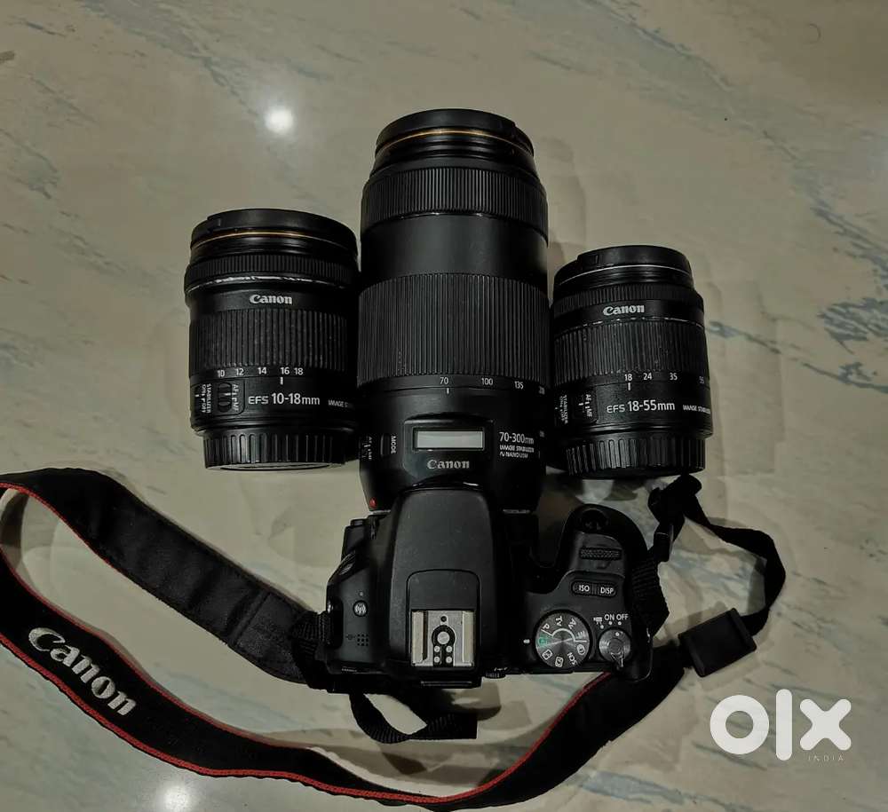 Canon EOS 200d with long lens and wide lens kit