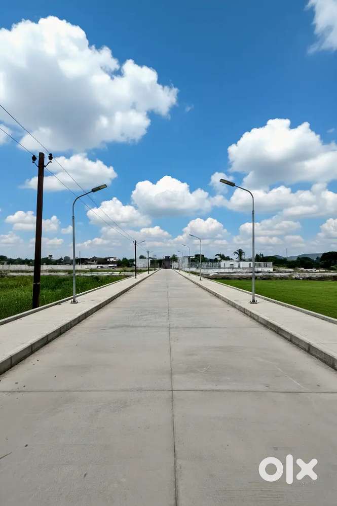 Tncp colony me plot bechna hai