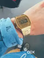 Vintage Casio gold watch