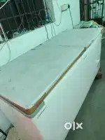 Lloyd deep freezer