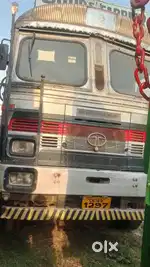 2012 model 12 tyre gadi hai paper complete