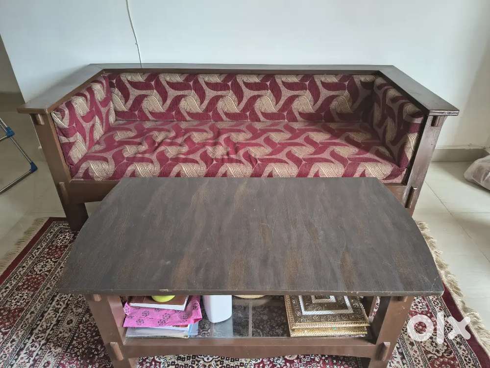 4seater sofa with tea table and 4seater dining table