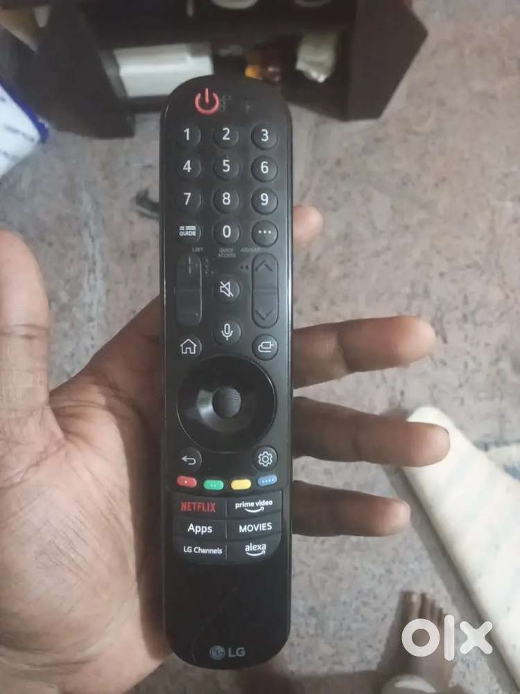 LG UHD 75 INCHES WITH MAGIC REMOTE ( EXCELLENT CONDITION )