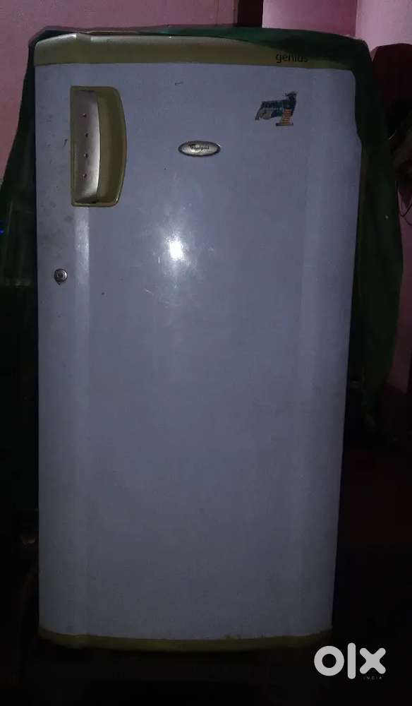 Whirlpool Fridge ₹3000