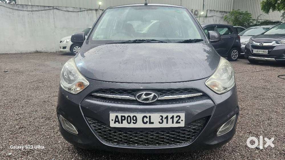 Hyundai i10 Sportz BLUEDRIVE 1.1 MT, 2012, Petrol
