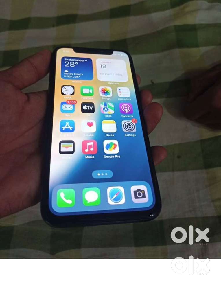 Face not working 64 gb storage 74% battery health