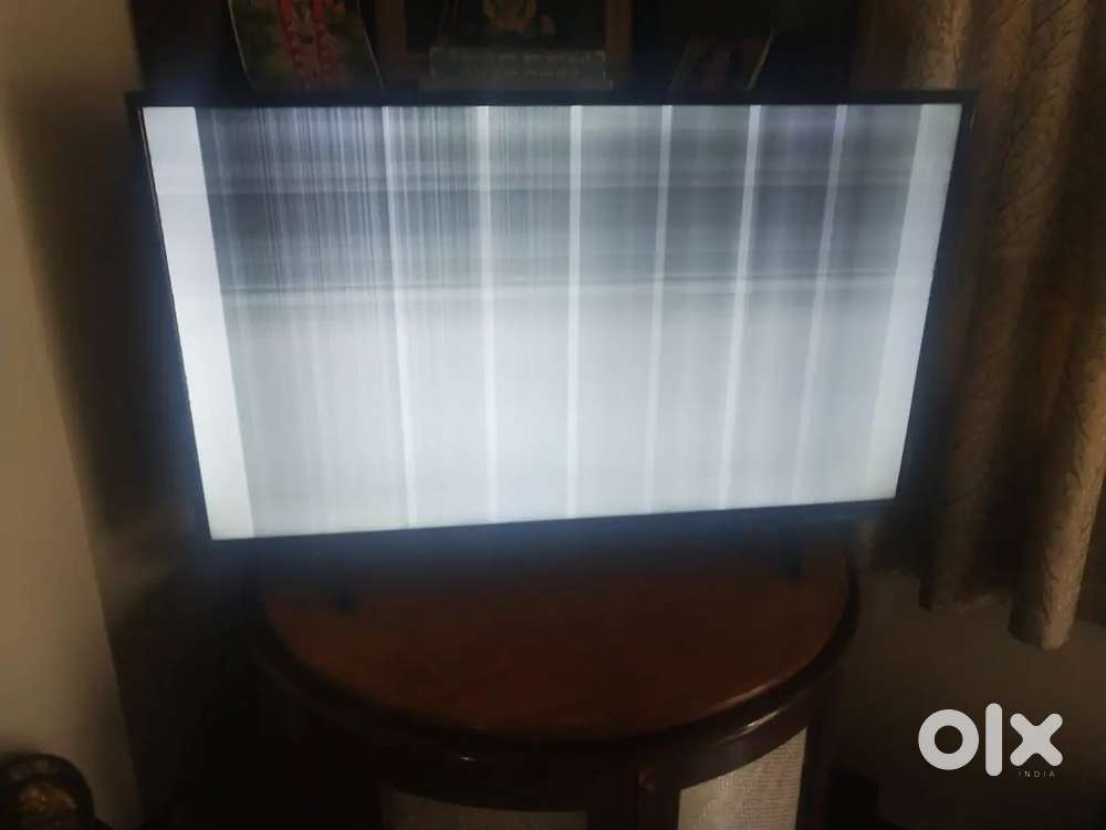 Lloyd television