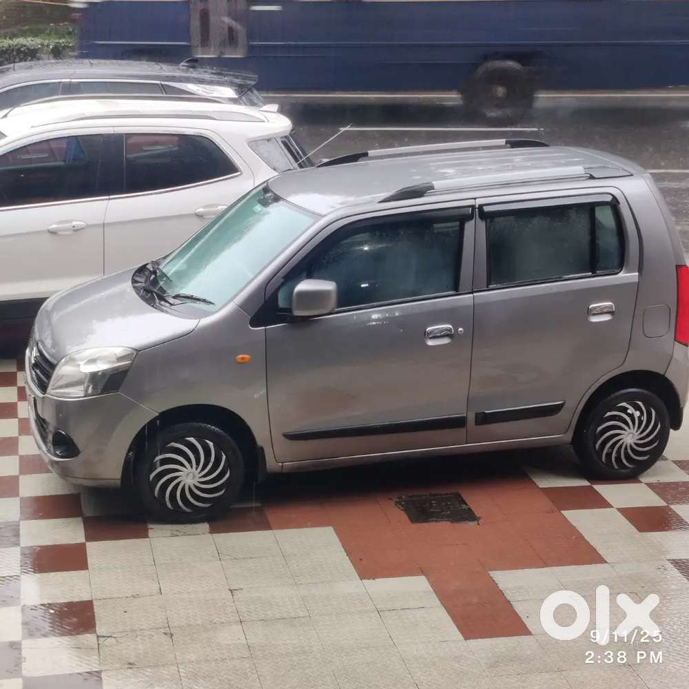 Wagon r vxi well maintained