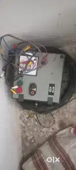 समरसेबल 3 फेस का है एकदम नया है मात्र 10 दिन चला है उसे बेचना हैसबकुछ