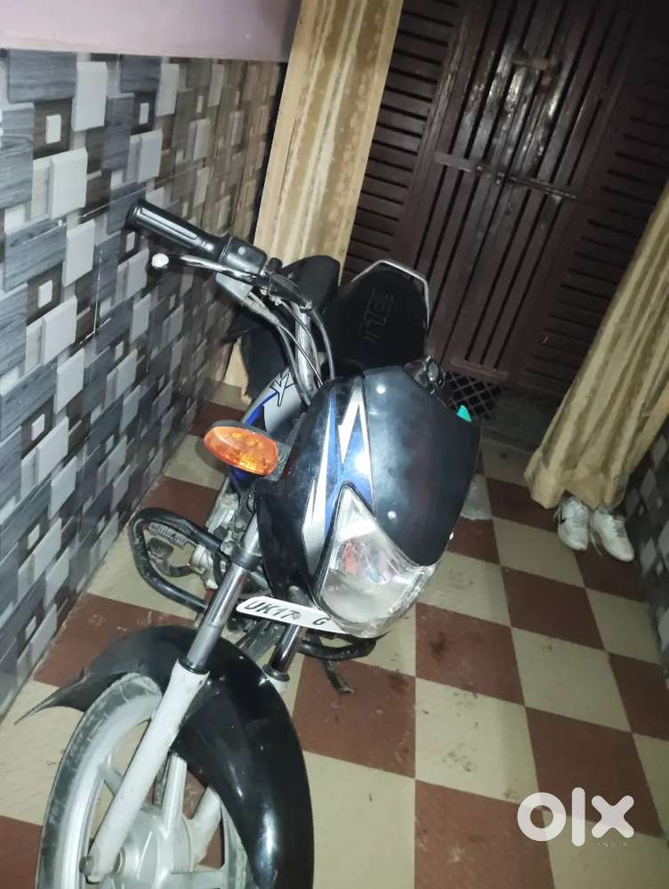 Ek dam mast gadi hai Sab okh hai