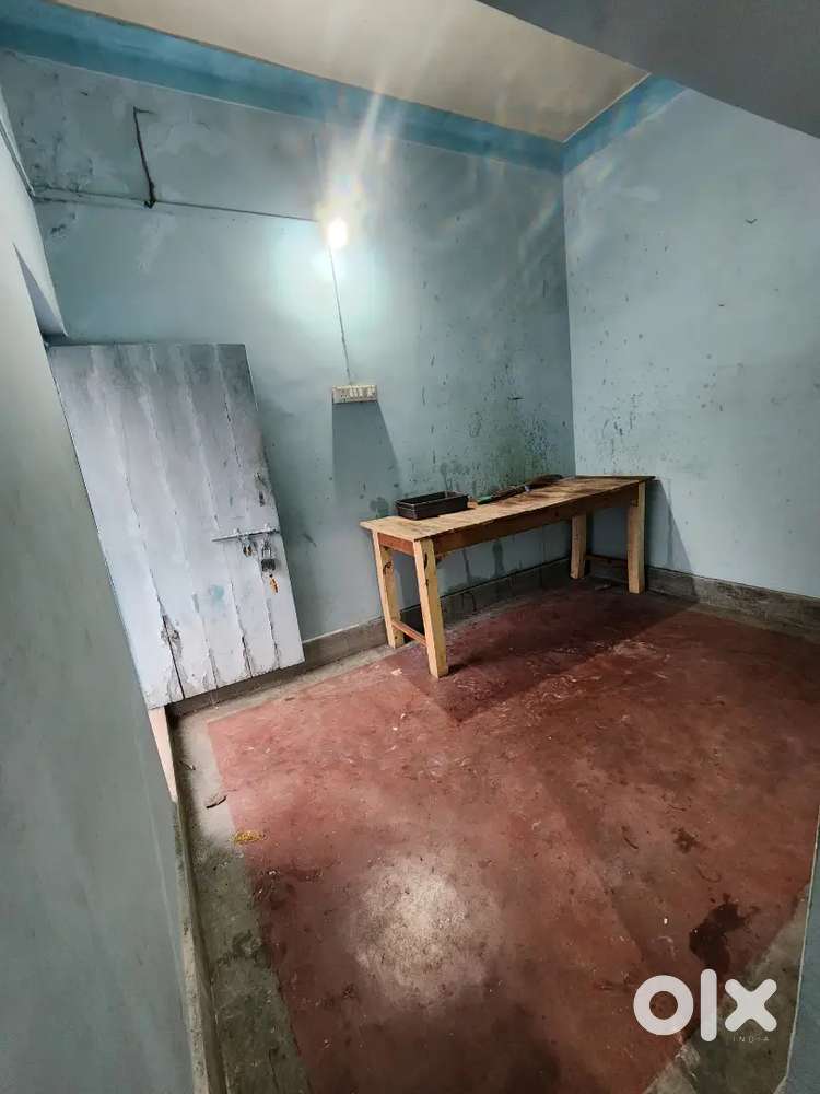 2rooms for rent in janta colony, sector 2, shankar nagar.