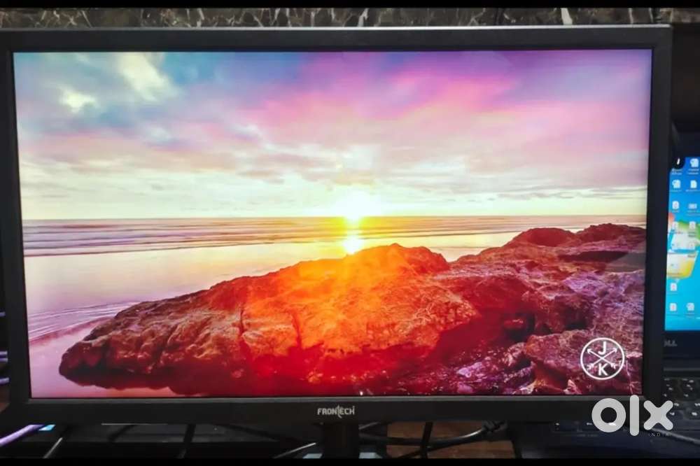 20 INCH LED MONITOR WITH 6 MONTH'S WARRANTY