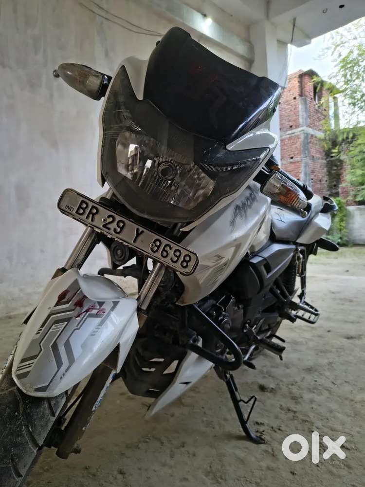 Apache RTR 180
