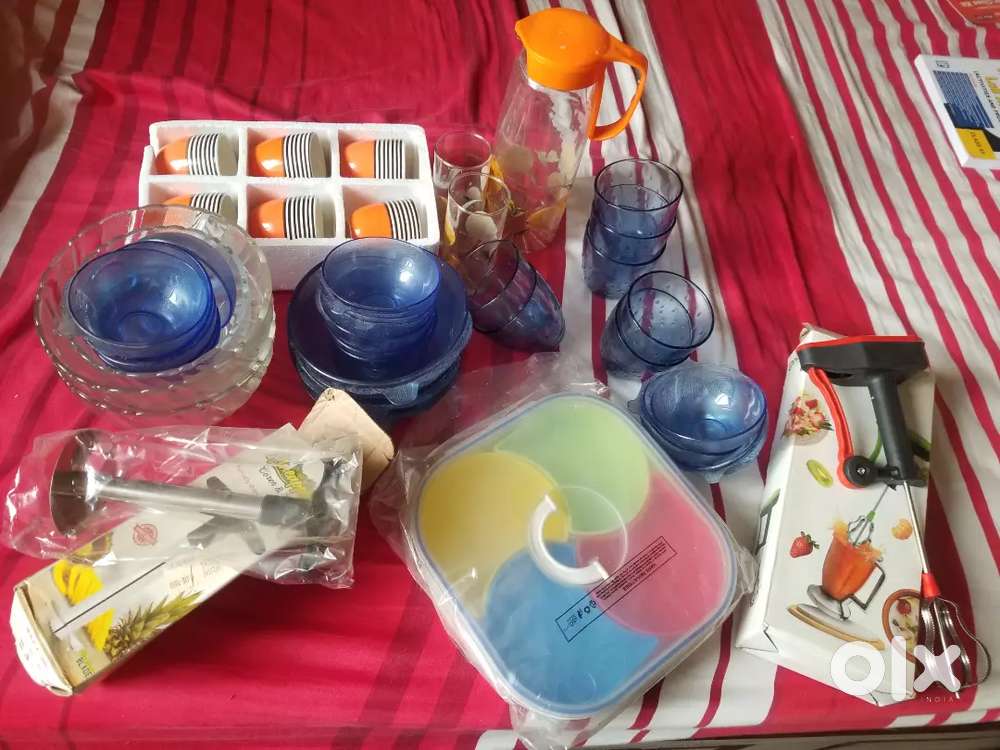 Kitchen ka saman glasses utensils burtan  etc