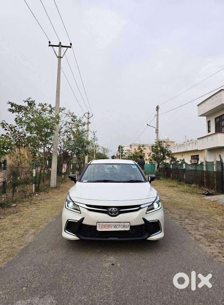 Toyota Glanza G Manual, 2024, Petrol