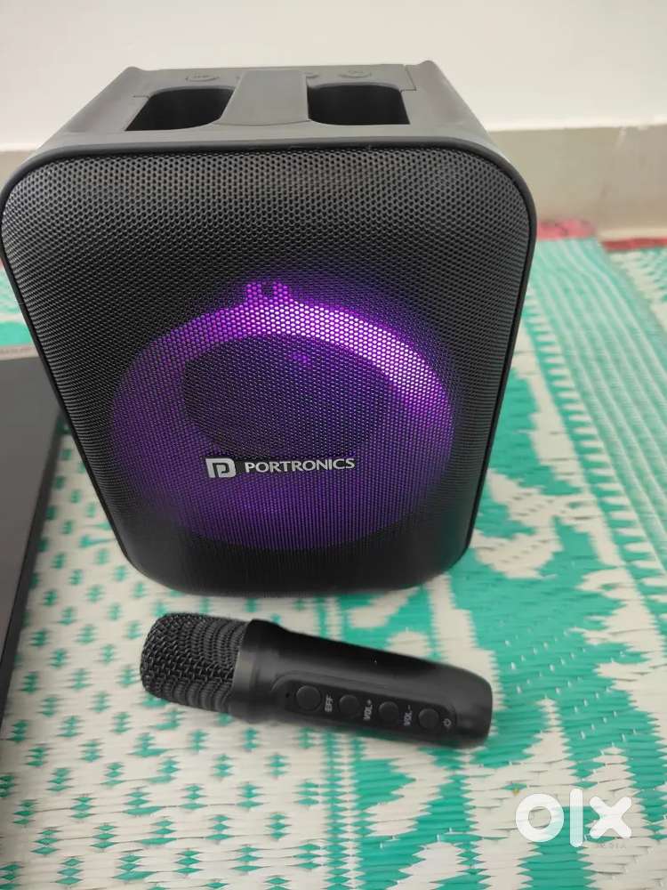 Portronics apollo one speaker with wirless mic