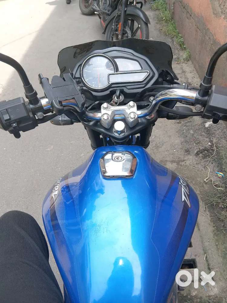 Bajaj Discover 100T,