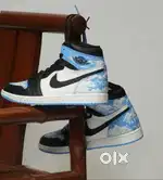 Nike Air Jordan 1 High Retro OG UNC Toe