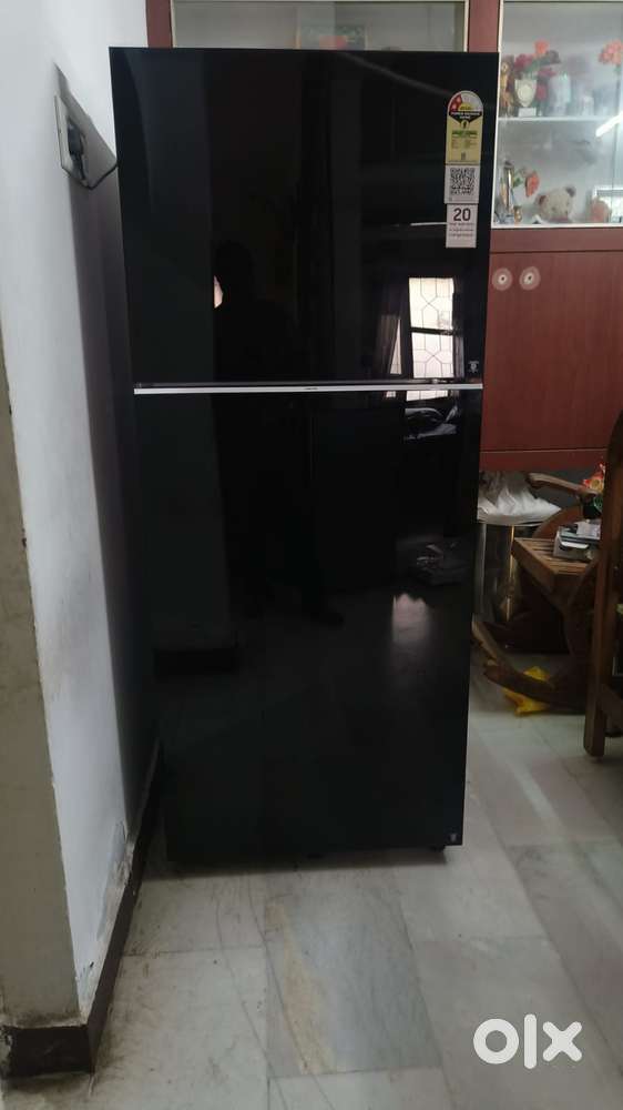 Kelvinator double door 225 ltr fridge