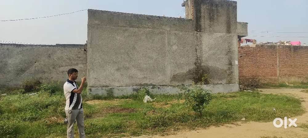 Hafizpur thane ke pass plot hi plot