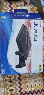2023 MODEL BRAND NEW CONDITION PS4 SLIM WITH ORIGINAL DUALSHOCK CONTRO