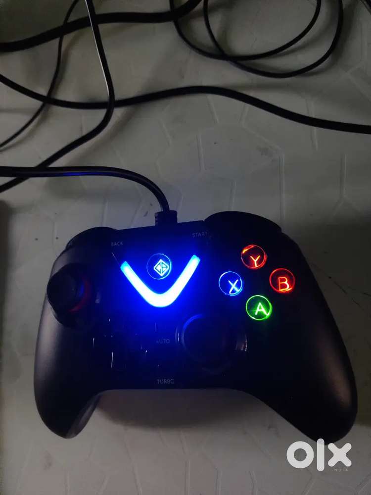 Cosmic Byte USB controllers