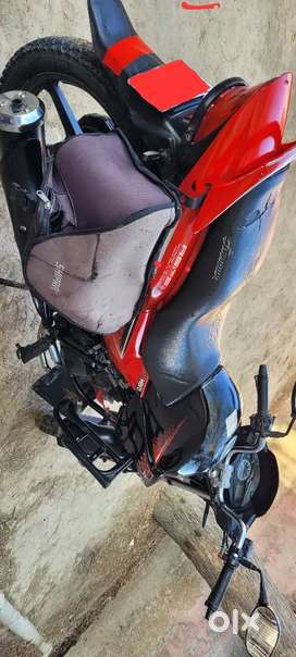 Well maintained bike Insurance Néw number plate dono tayar tube new hi