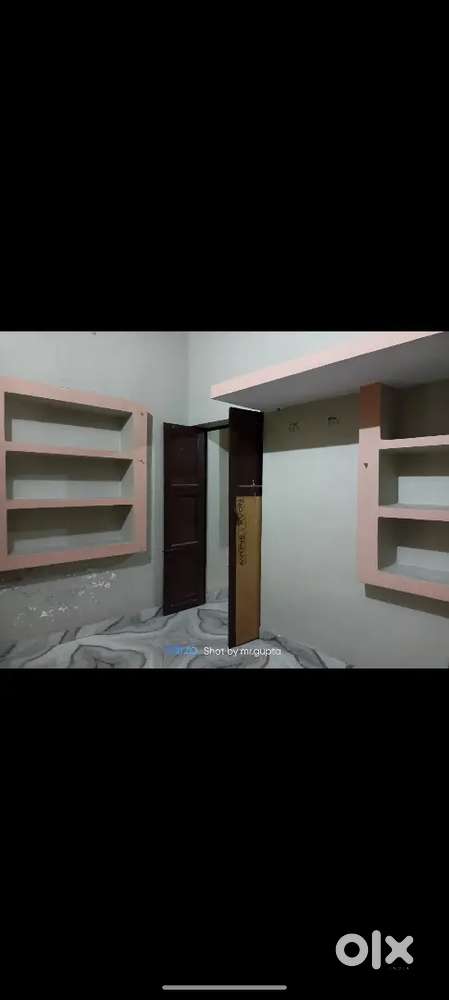 2 Room Set For rent in aliganj