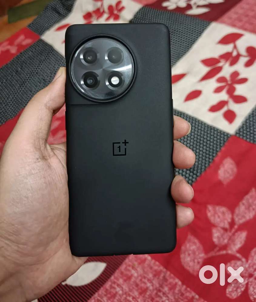 One Plus 11R 5G 16GB/256 GB