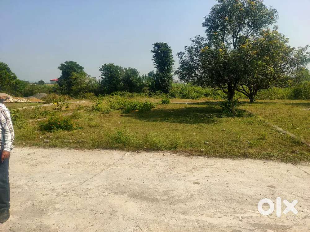 Land for sell prime location all basic facilities available near by.
