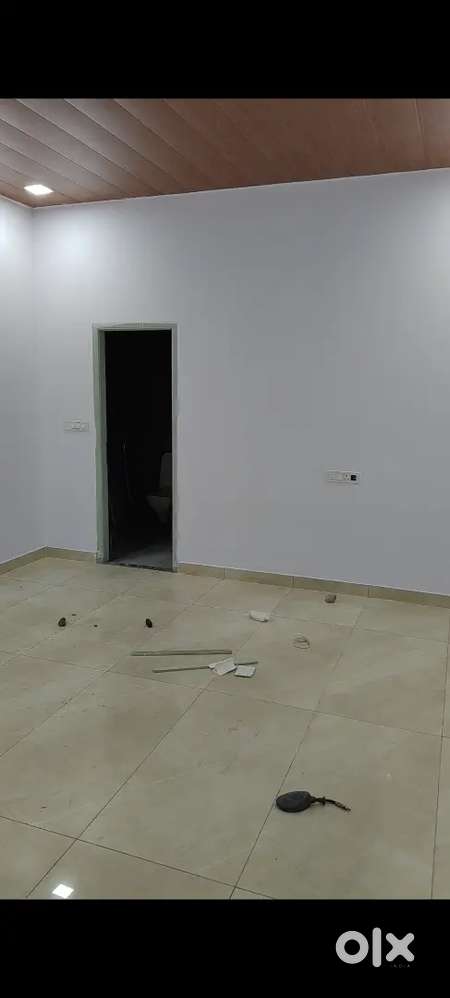 For Rent besment 1000sqft and ground floor 450sqft for office, Godwon