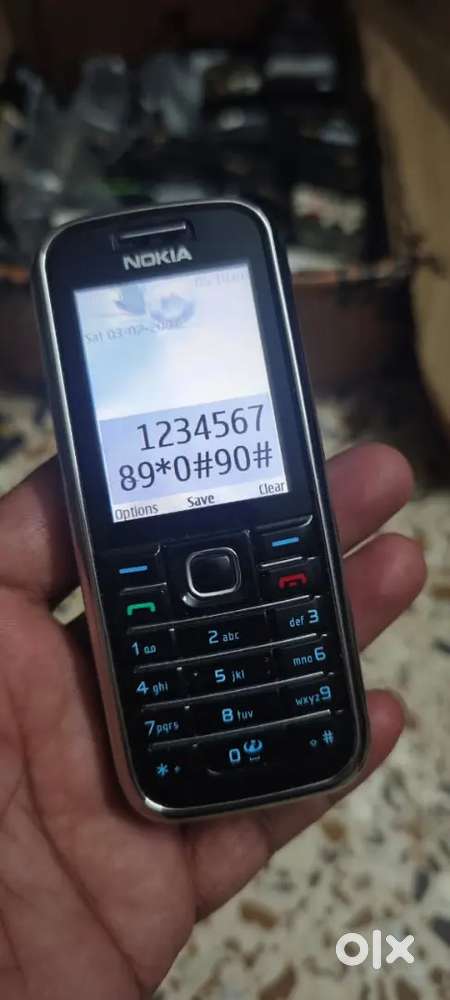 Nokia 6233 Music king at just Rs 2800