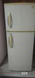 280 litre refrigerator LG