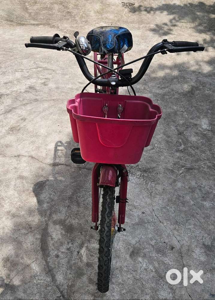 Hero kids bicycle with speedometer