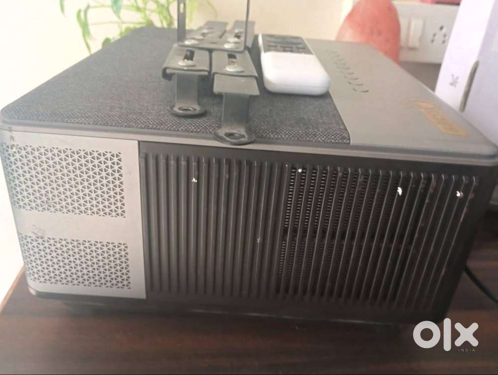 BROSS U-GEN-2 Projector