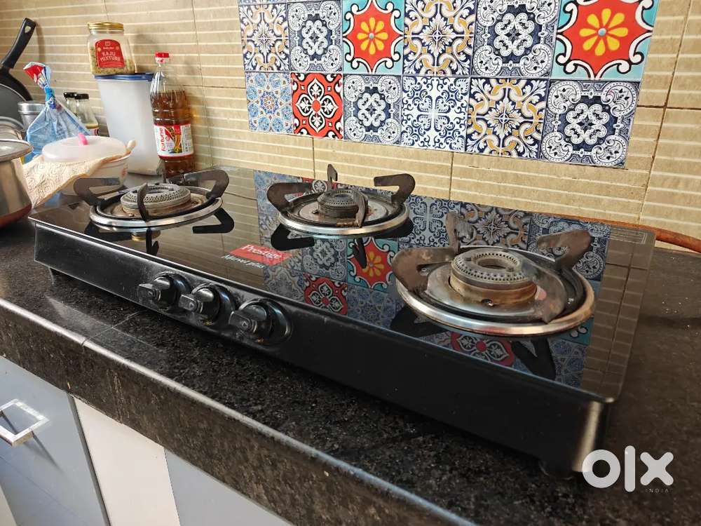 New like Gas Stove - 3 burner