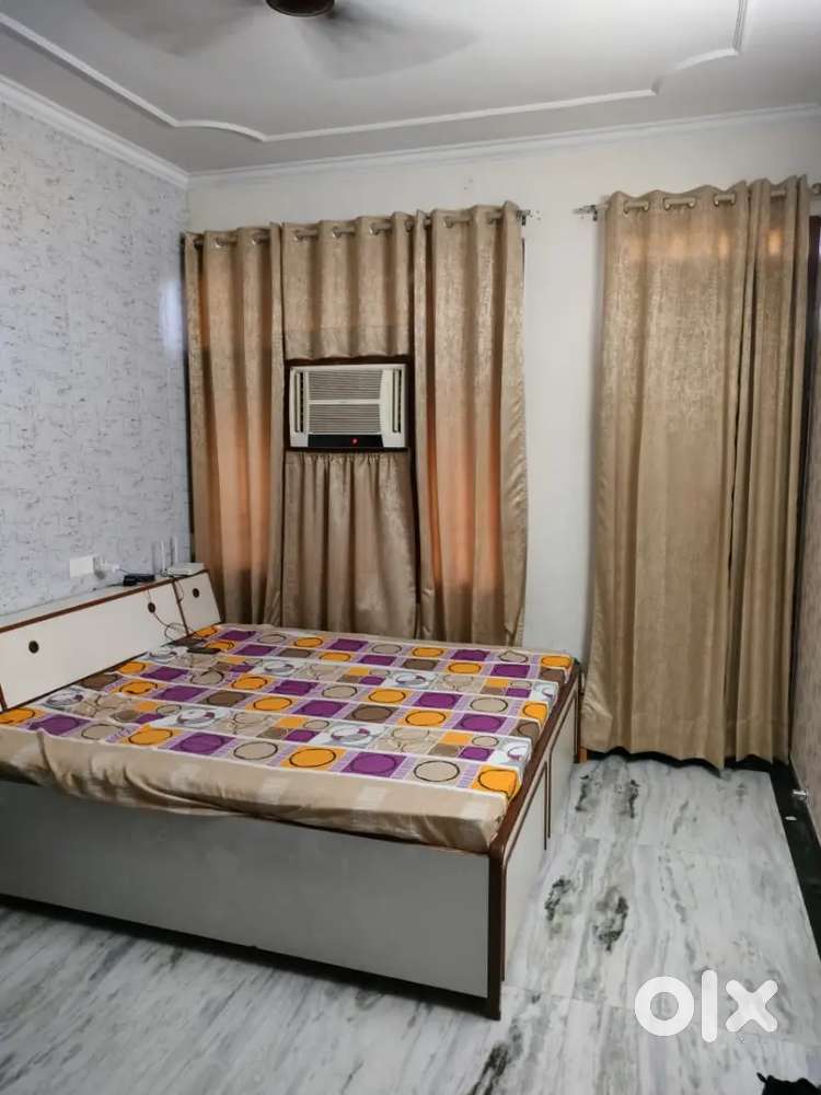 Owner Free Fully Furnished Full independent Brokerage 50%