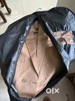 Mens 2 piece suit -6 set available