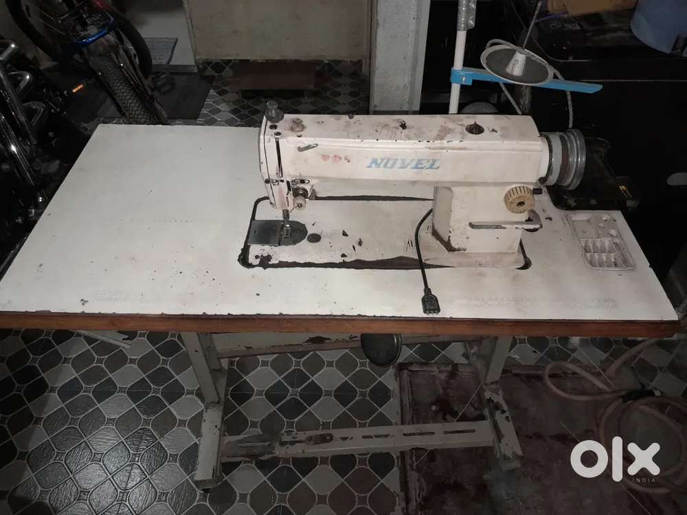 Novel Sewing Machine