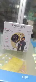 FIRE BOLTT ROYAL(GOLD) Rom:-4GB, Battery:- 380mAh ,TWS and BT calling.
