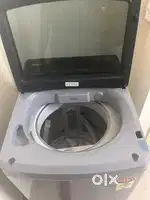 2 items Samsung 7kg TopLoad washing machine & 2single bed with storage