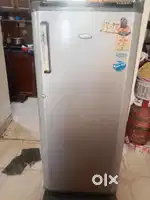 Refrigerator 230 ltr  whirlpool