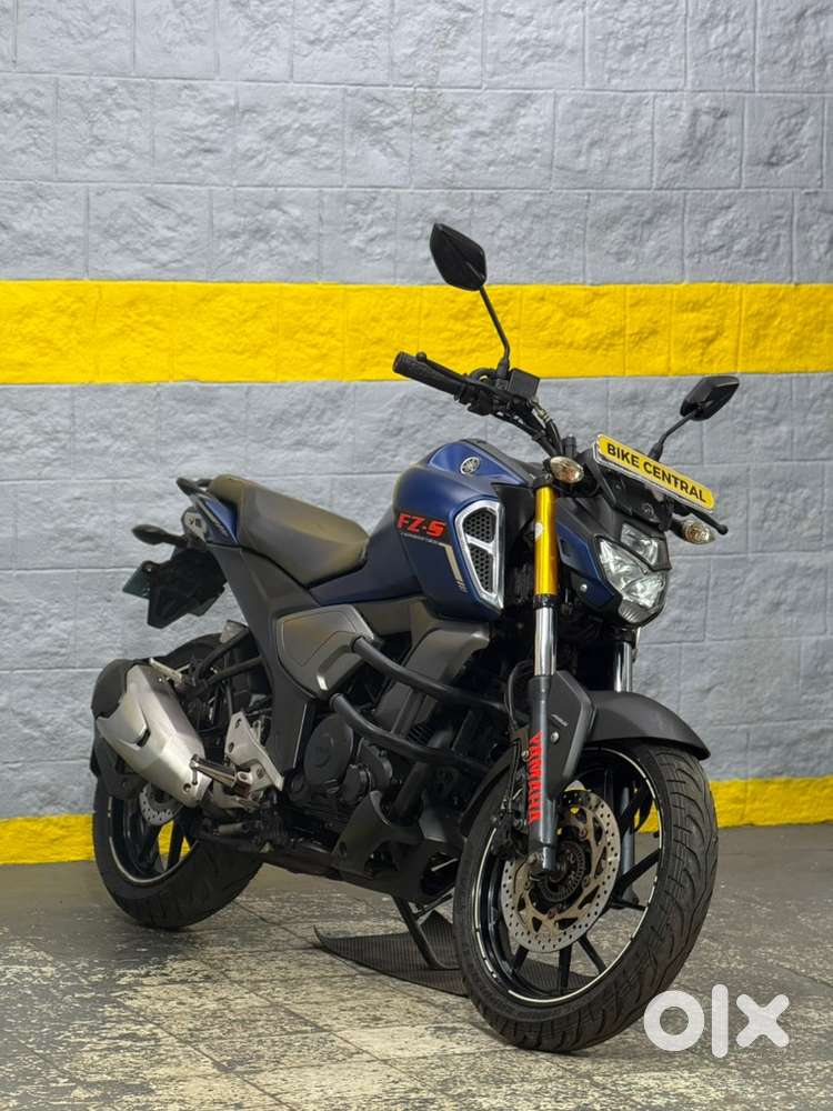 YAMAHA FZ S (2393)