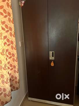 New condition Almirah 10000/-