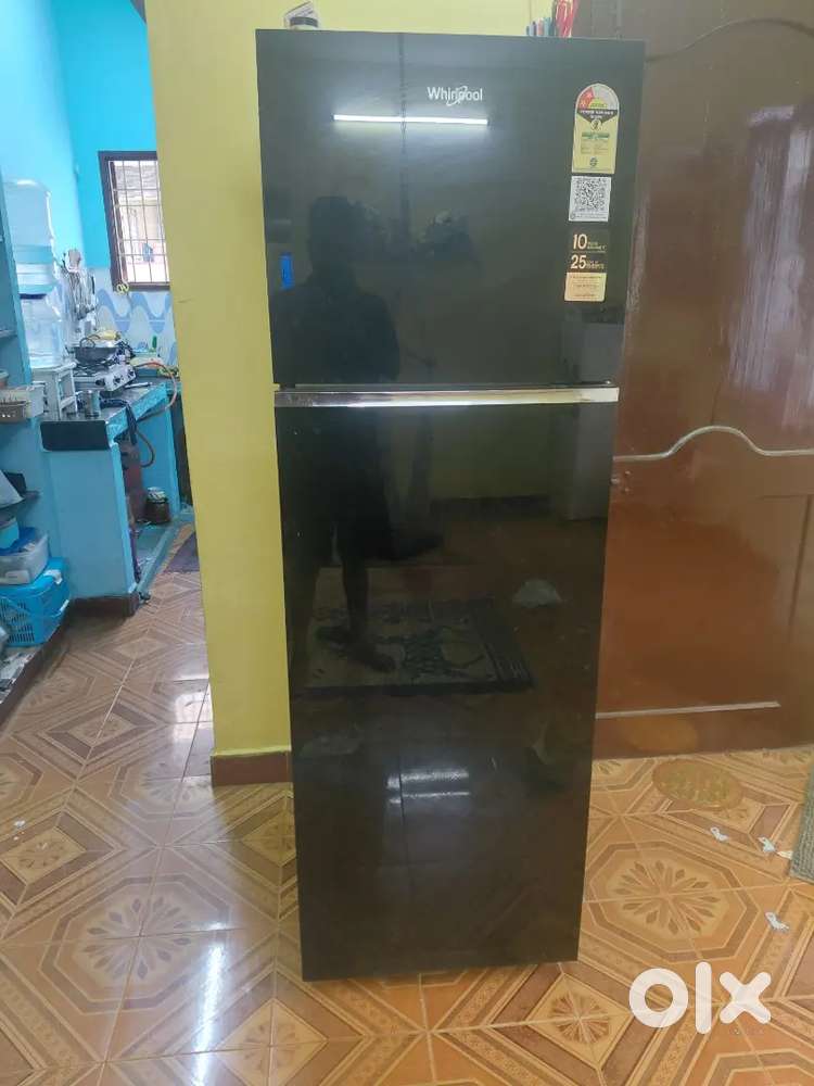 Whirlpool 259L Frost-Free Refrigerator – 6 Months Old, Urgent Sale