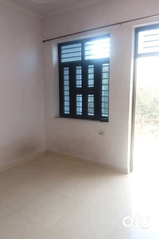 Only single room for rent with fan and cooler