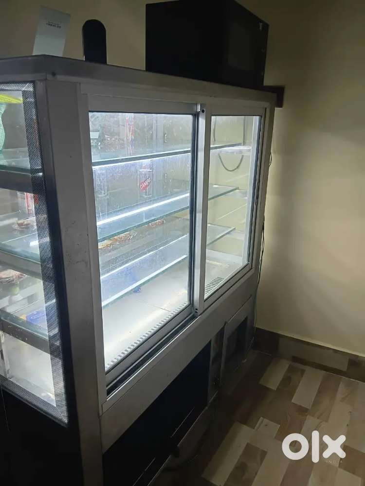 Chiller in good condition for sale