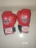 brand new free size boxing gloves
