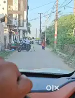 पलासियो मॉल के बैक साईड में मात्र थोड़ी दूरी पर प्लॉट लें
